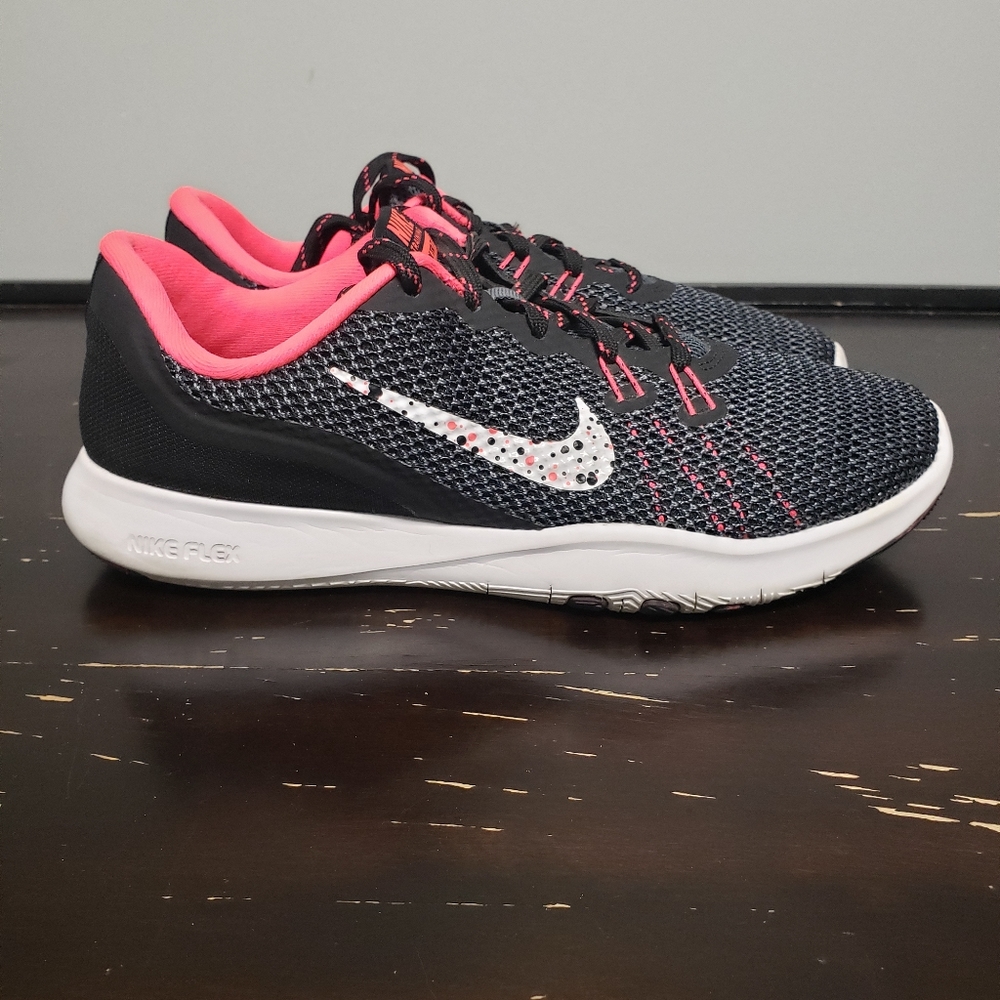 NIKE TRAINING FLEX TR7